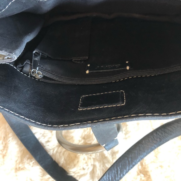 DKNY black leather purse - Picture 4 of 4